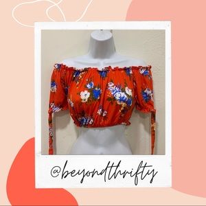 🌼 4 for $20 🌼 Flower crop top